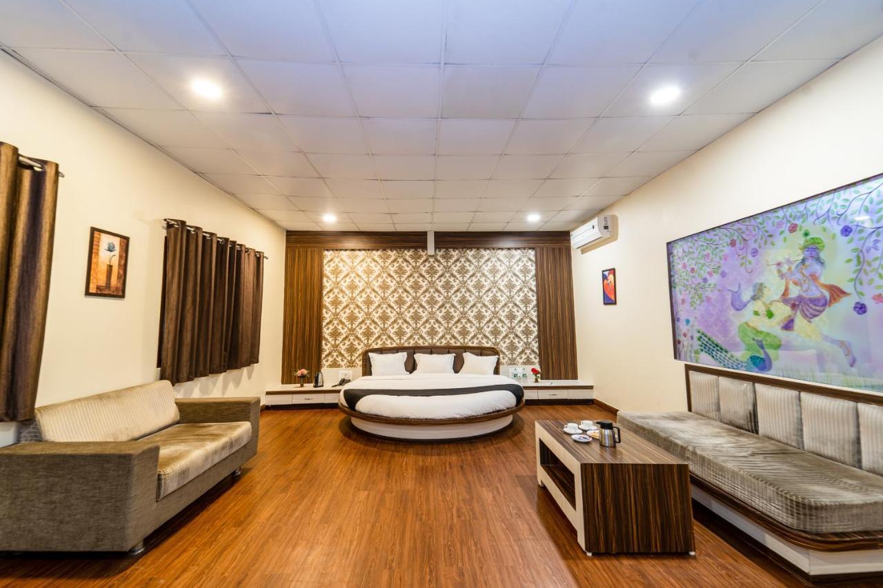 Narmada Hills Resort Godarpura Exterior foto