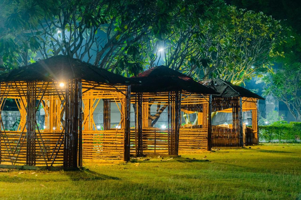 Narmada Hills Resort Godarpura Exterior foto